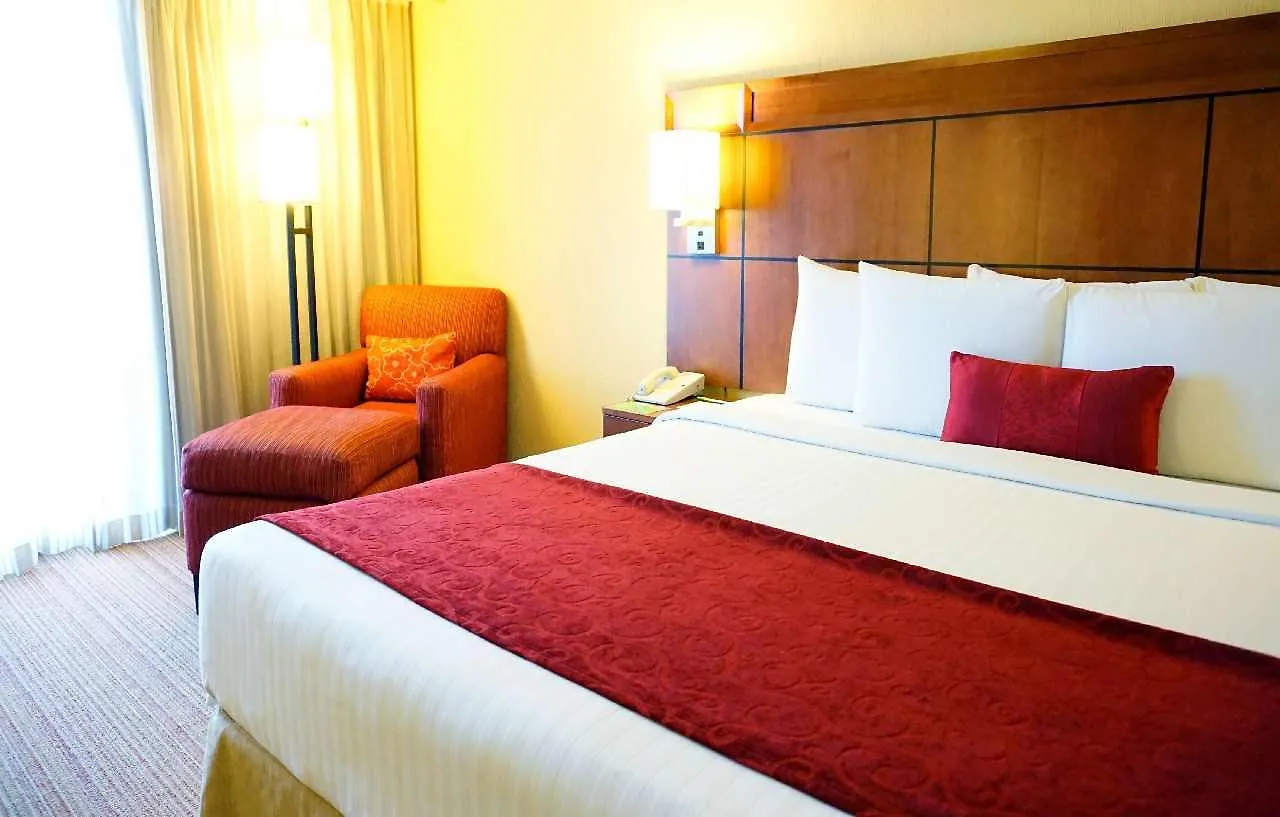 ****  Hotel Courtyard by Marriott Puebla Las Animas México