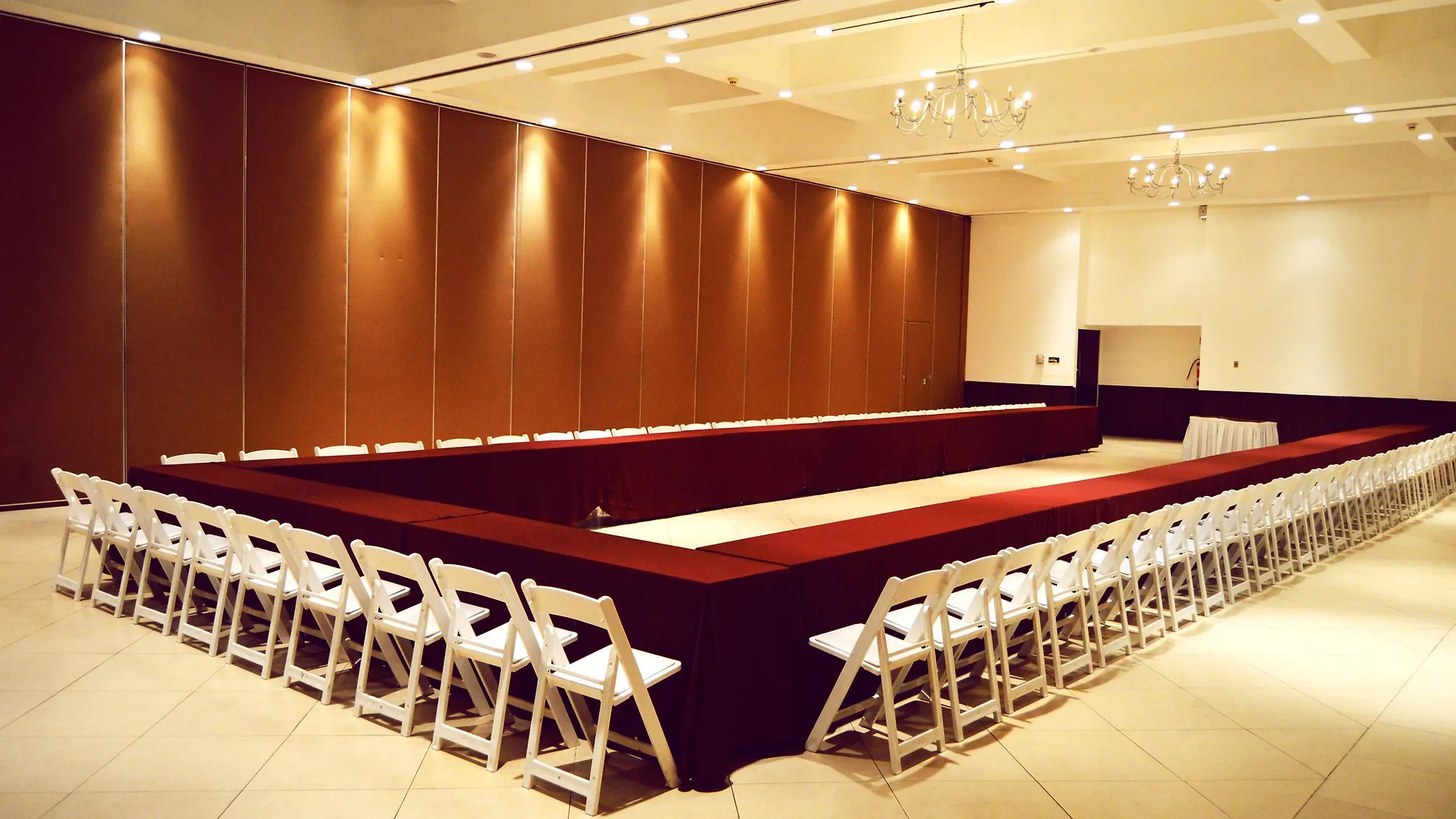 Courtyard By Marriott Puebla Las Animas