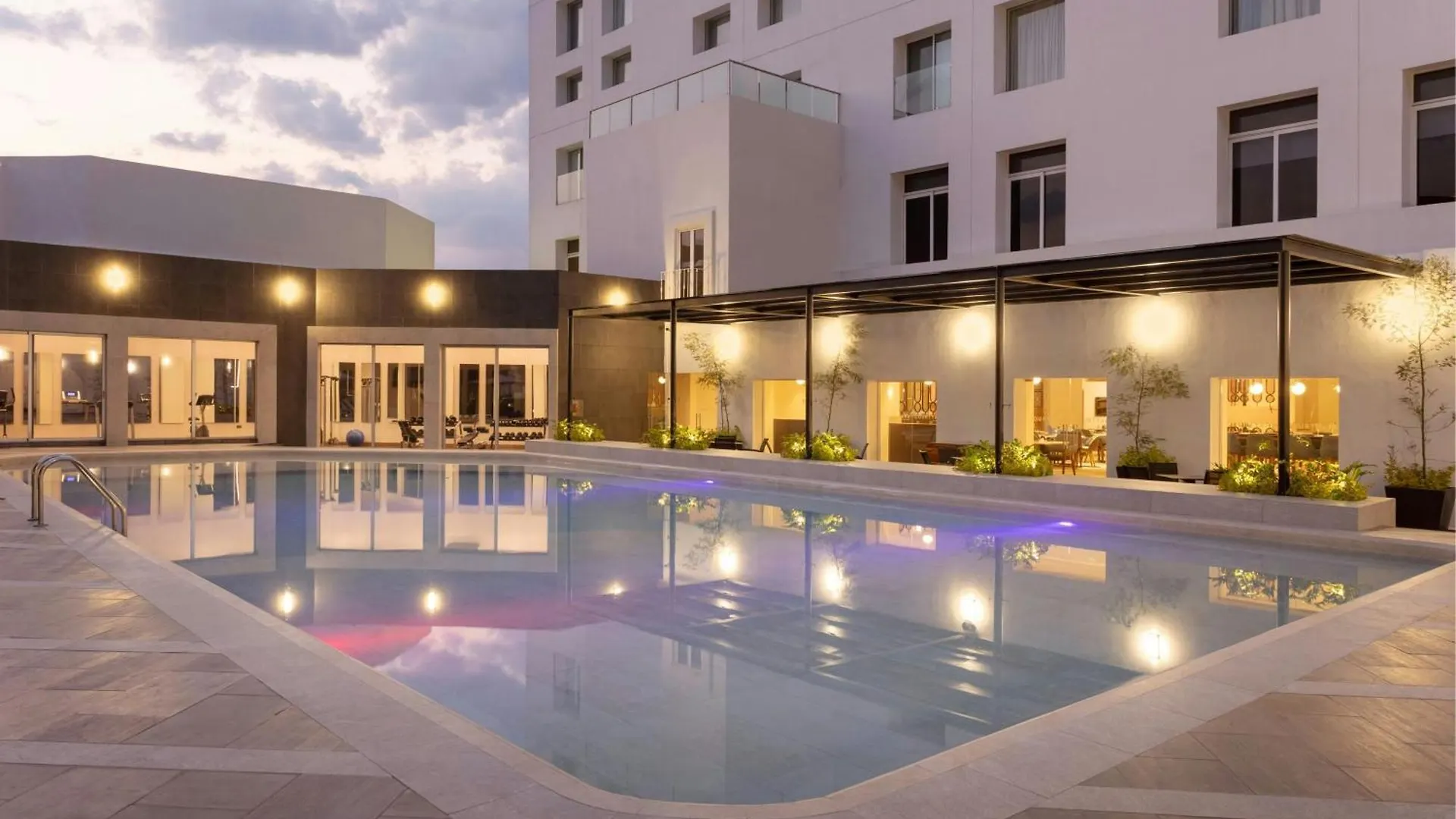 Courtyard by Marriott Puebla Las Animas