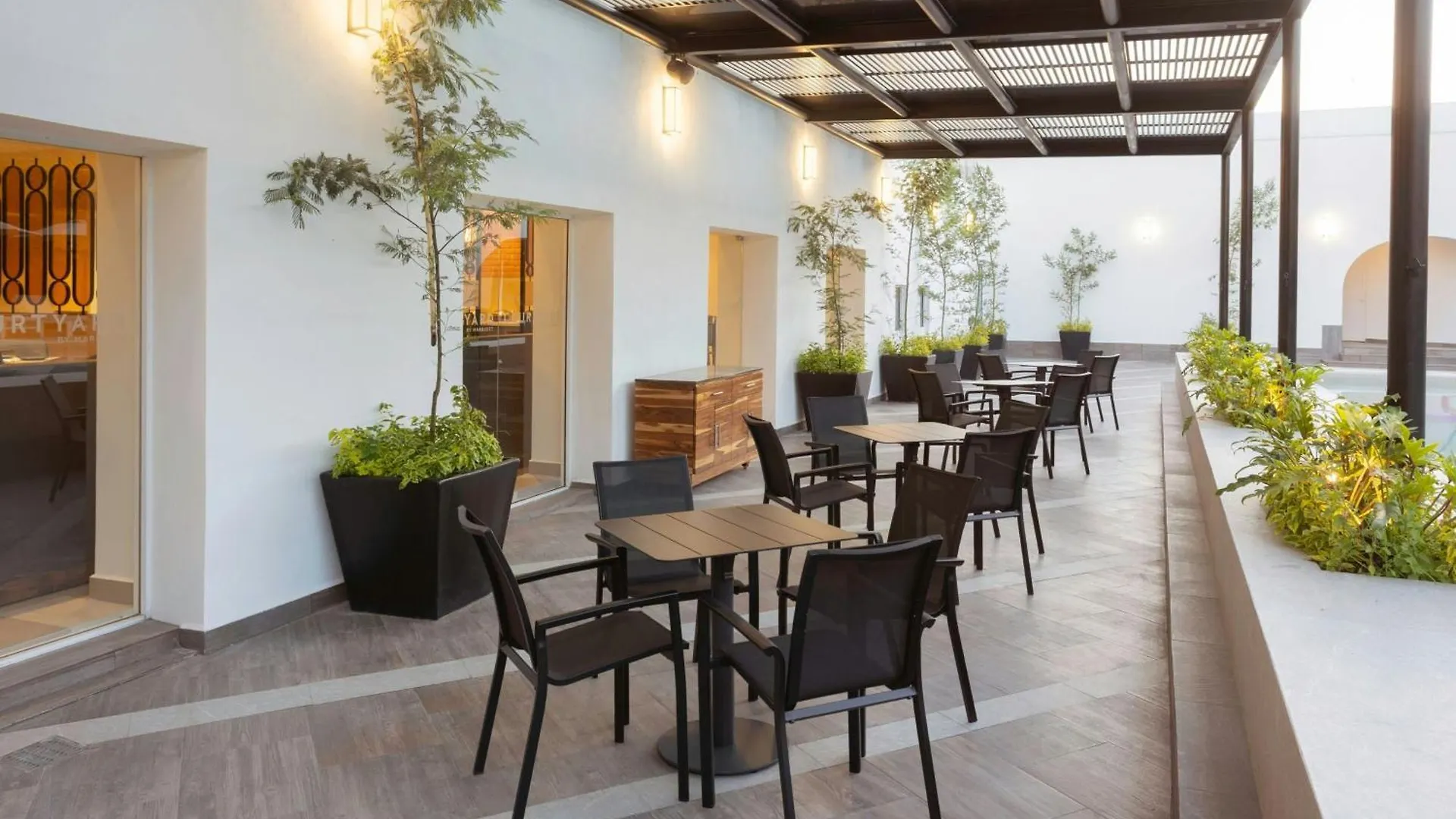 Courtyard by Marriott Puebla Las Animas