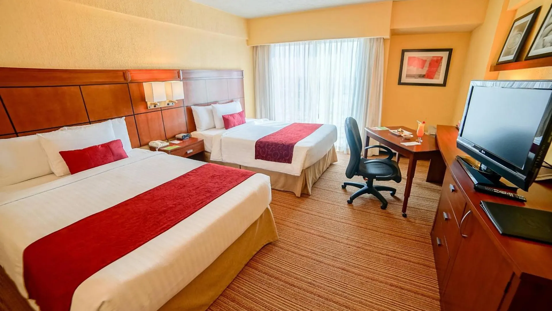 Courtyard by Marriott Puebla Las Animas México
