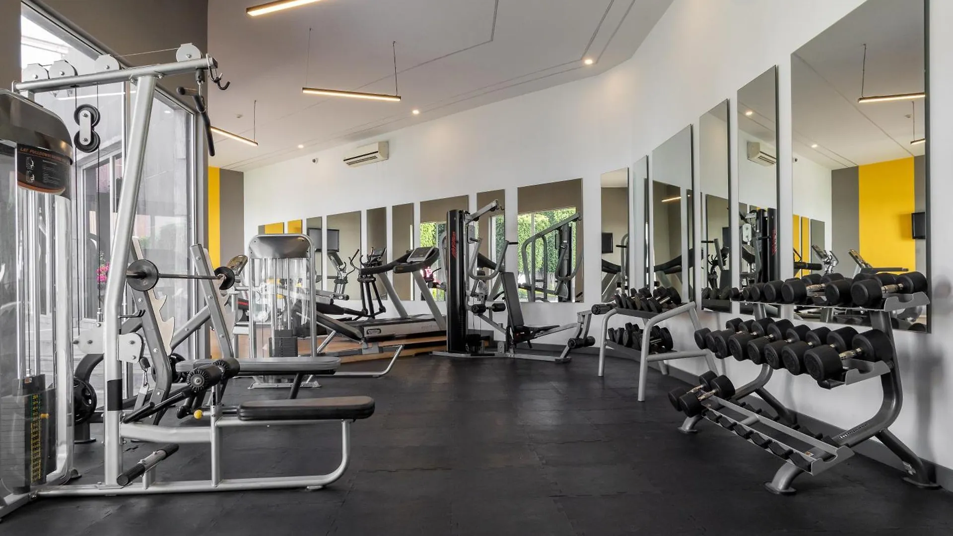 Courtyard By Marriott Puebla Las Animas Otel