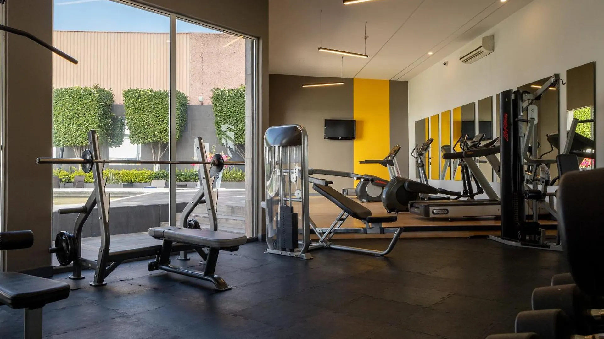 Courtyard By Marriott Puebla Las Animas 4*,